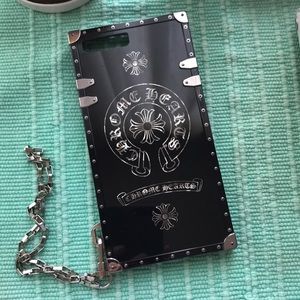 Chrome hearts phone case 😍